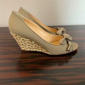 EUC GIUSEPPE ZANOTTI Beige Embellished Open Toe We